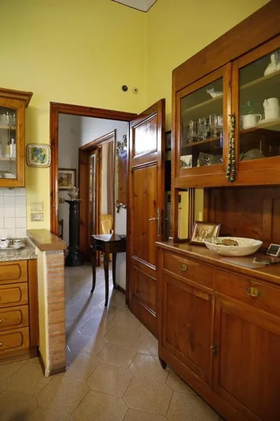 Villa Lilly, with private Garden and Parking, 800 mt to Lucca City center – Fotos 9