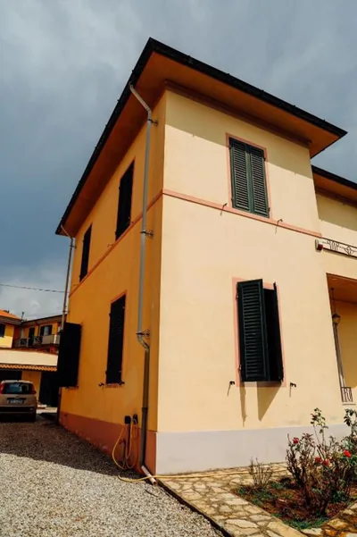 Villa Lilly, with private Garden and Parking, 800 mt to Lucca City center – Fotos 14
